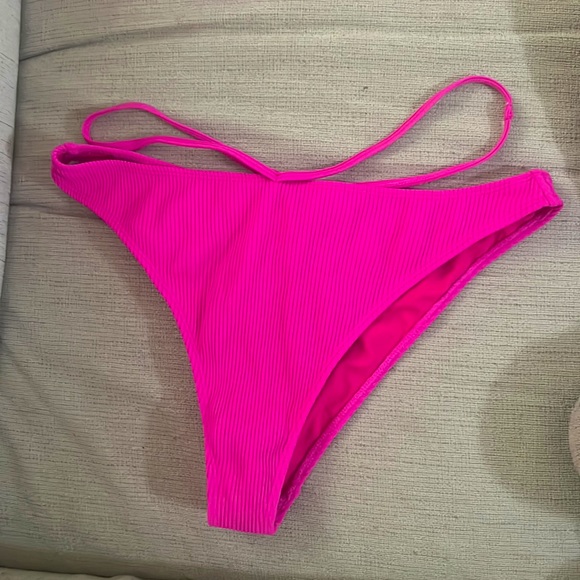 pacsun bikini large (top and bottom included) - Picture 3 of 3
